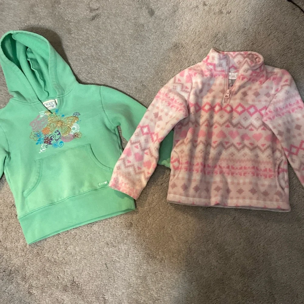 2 Girls Children’s Place Winter Tops Size 5/6